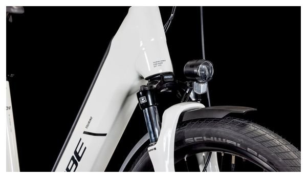 VTC Électrique Cube Touring Hybrid One 625 Easy Entry Shimano Cues 9V 625 Wh 700 mm Blanc Cotton Gris 2025 – Image 9